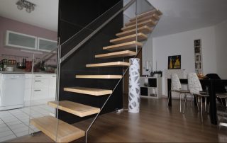 escaliers suspendus