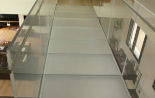 Plancher en verre